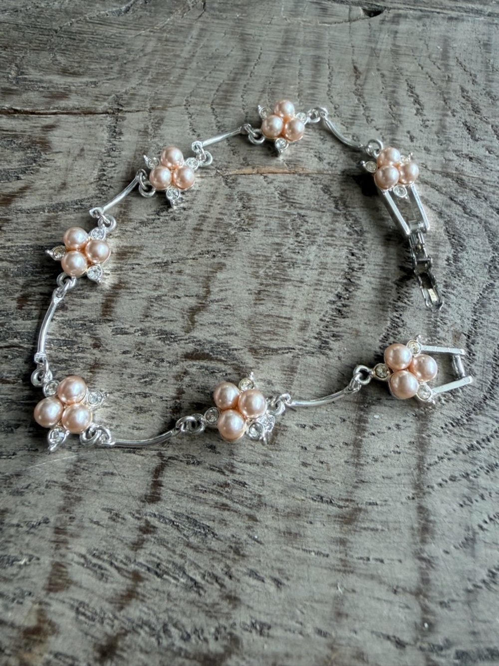 Vtg Delicate Glass Pink Pearl Cluster Necklace Rhinestone 6.75”